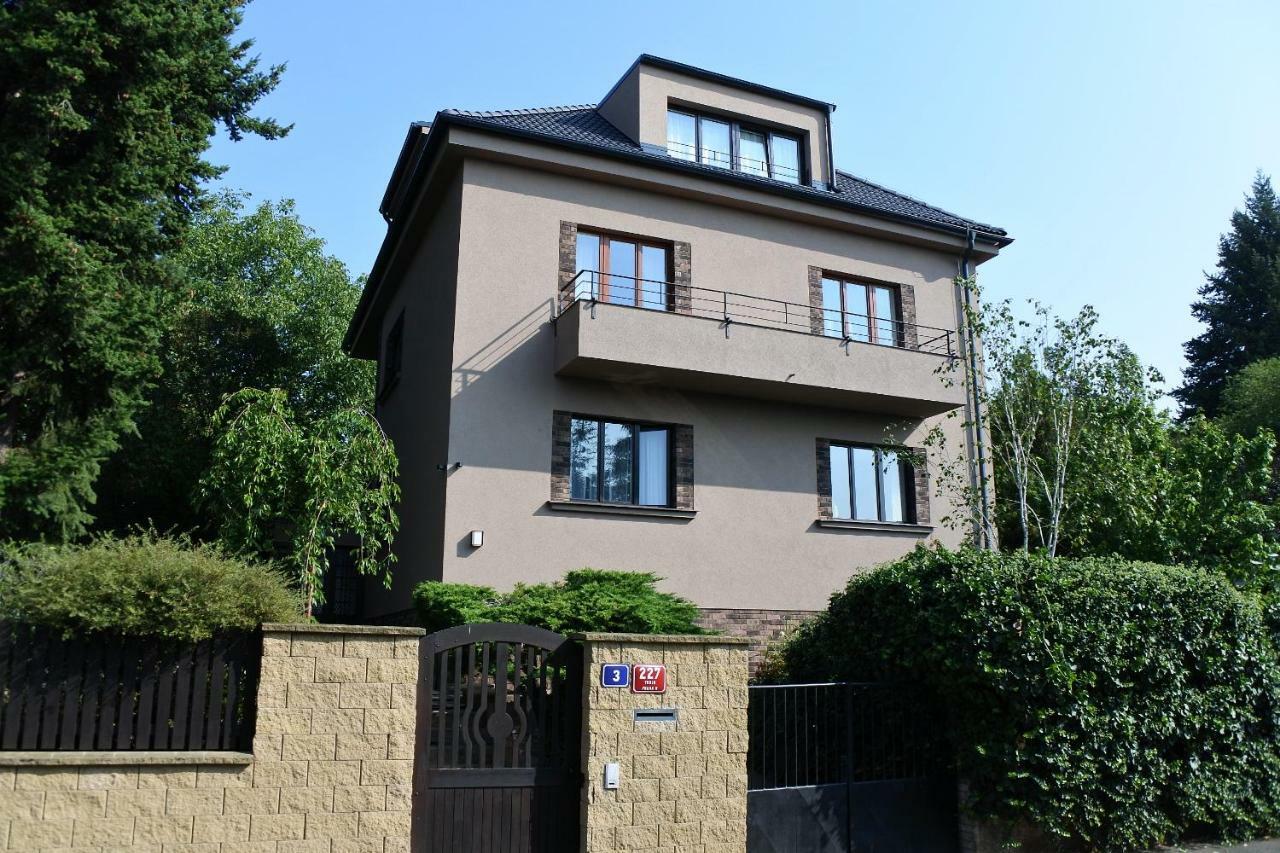 Apartman V Zahrade Praha Troja - Apartment In The Garden Prague Troja エクステリア 写真